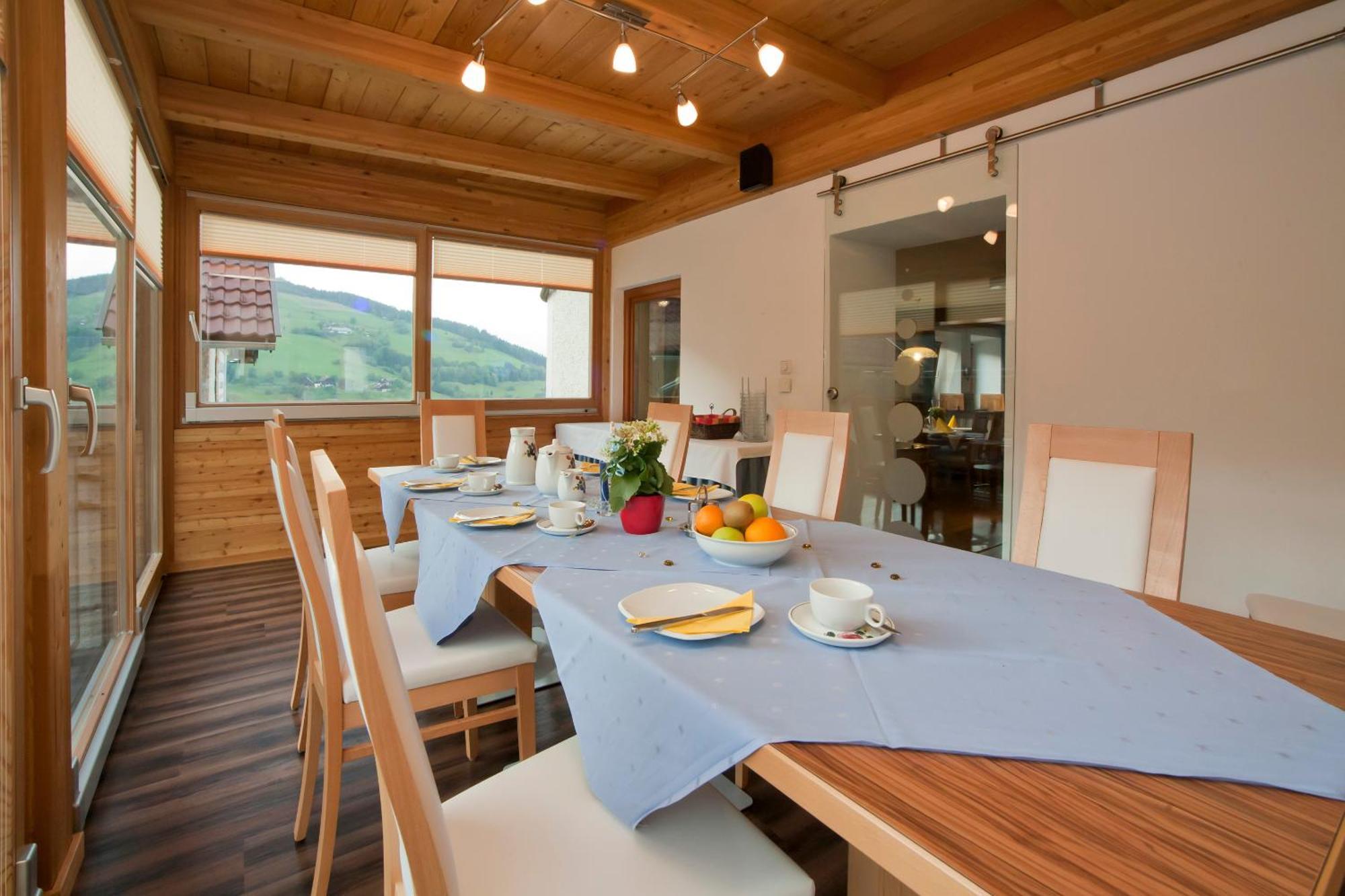 Sportbauernhof - Gasthaus Hochalmblick Krems in Kaernten 외부 사진