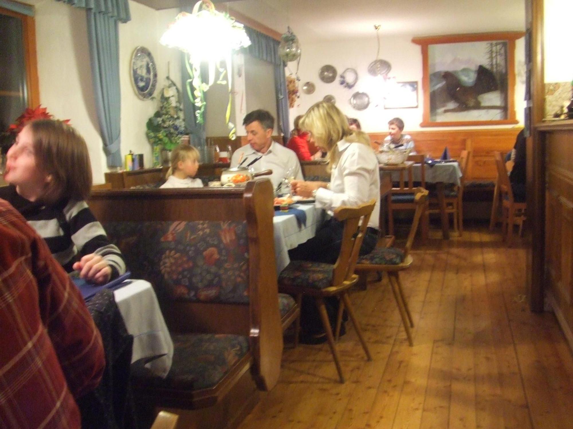 Sportbauernhof - Gasthaus Hochalmblick Krems in Kaernten 외부 사진