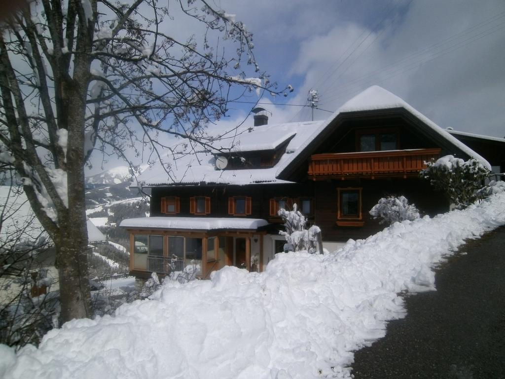 Sportbauernhof - Gasthaus Hochalmblick Krems in Kaernten 외부 사진