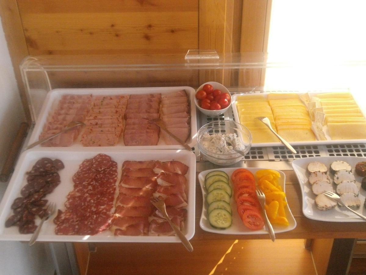 Sportbauernhof - Gasthaus Hochalmblick Krems in Kaernten 외부 사진